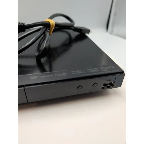 LG BP200 Blu-Ray Disc DVD Player 1080p Wi-Fi Certified Full Hd Cable Black USB - Picture 2 of 10